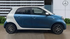 Smart EQ forfour hatchback 60kW EQ Exclusive 17kWh 5dr Auto [22kWch] Electric Hatchback